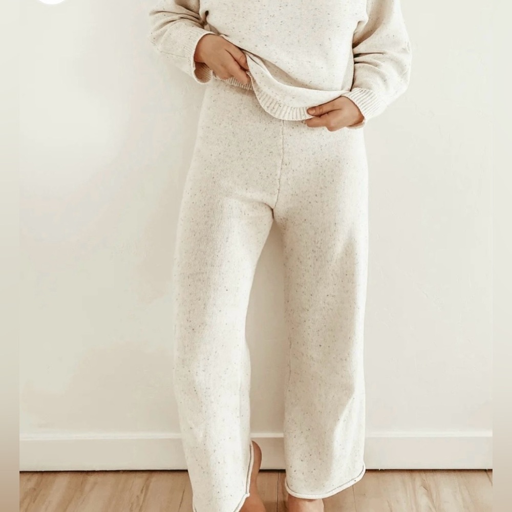 Oat Co sprinkled set- sweater and knit pants